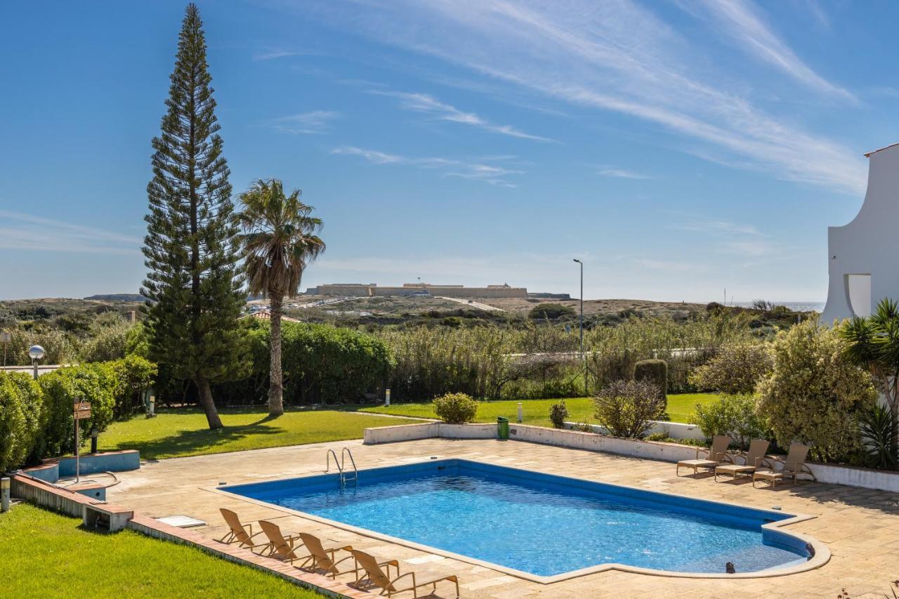 Apartment Julio Pomar, Swimming Pool サグレス エクステリア 写真